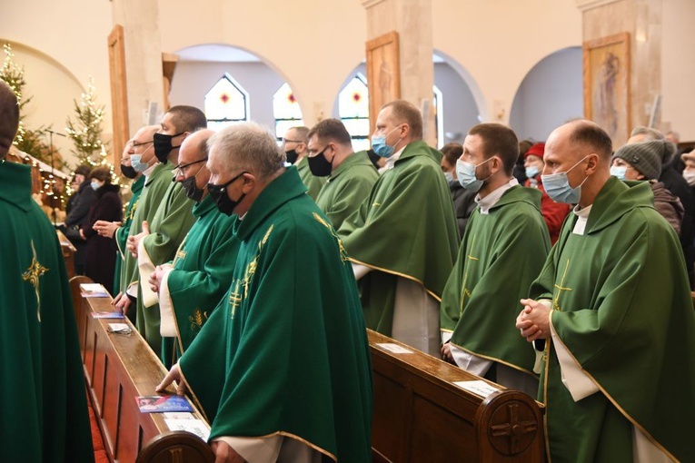 Gorzów Wlkp. Diecezjalne obchody 35. rocznicy śmierci bp. Wilhelma Pluty 