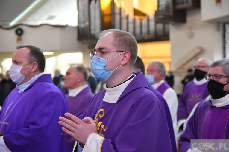 Zielona Góra. Msza żałobna w intencji śp. bp. Adama Dyczkowskiego 