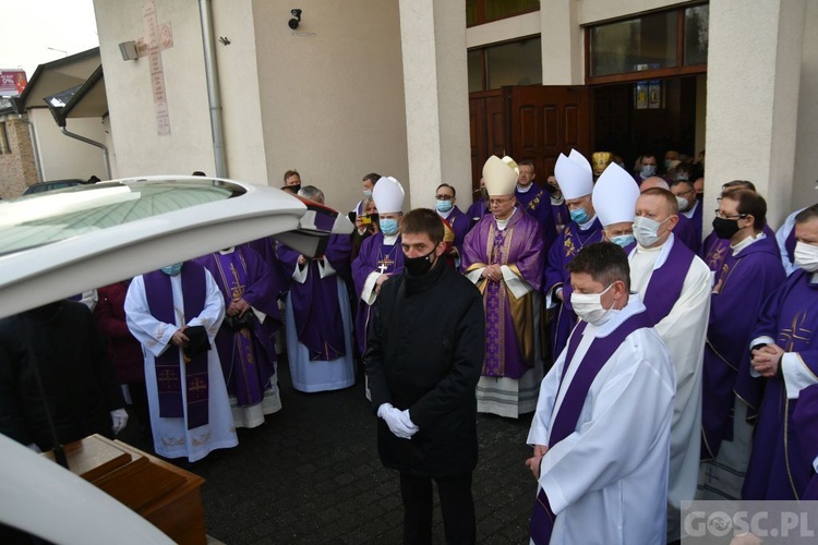 Zielona Góra. Msza żałobna w intencji śp. bp. Adama Dyczkowskiego 