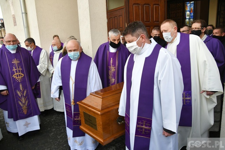 Zielona Góra. Msza żałobna w intencji śp. bp. Adama Dyczkowskiego 