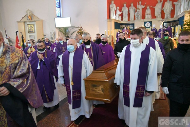 Zielona Góra. Msza żałobna w intencji śp. bp. Adama Dyczkowskiego 