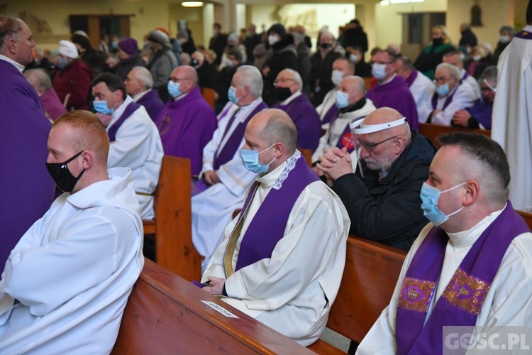 Zielona Góra. Msza żałobna w intencji śp. bp. Adama Dyczkowskiego 