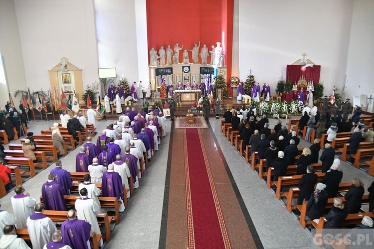 Zielona Góra. Msza żałobna w intencji śp. bp. Adama Dyczkowskiego 