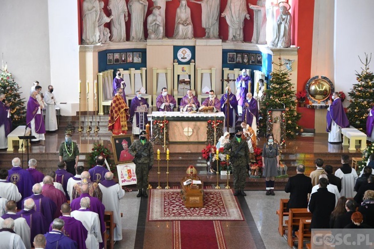 Zielona Góra. Msza żałobna w intencji śp. bp. Adama Dyczkowskiego 