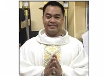 Ks. Rene Bayang Regalado wracał wieczorem do swojego mieszkania w Seminarium św. Jana XXIII.
