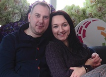 ◄	Marta i Stachu Jędrzejewscy chcą pokazywać, jak się wspierać i radzić sobie z trudnościami.