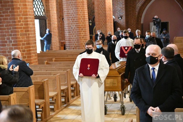 ​Ostatnie pożegnanie biskupów Adama Dyczkowskiego i Antoniego Stankiewicza