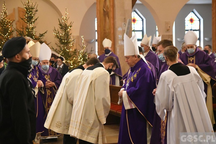 ​Ostatnie pożegnanie biskupów Adama Dyczkowskiego i Antoniego Stankiewicza