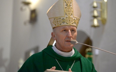 Bp Marek Solarczyk został mianowany przez papieża Franciszka ordynariuszem radomskim 4 stycznia. Prawnie przejął diecezję 8 stycznia br.