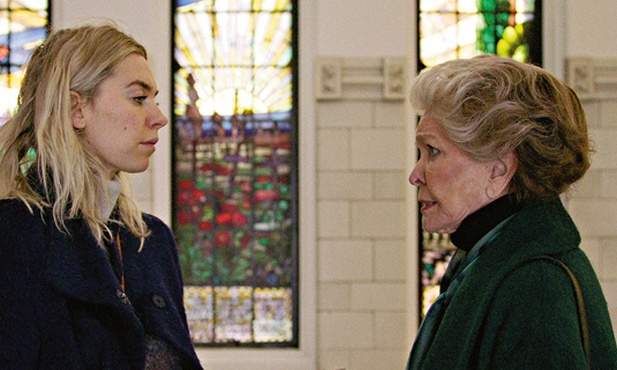 W rolę Marty wcieliła się Vanessa Kirby.