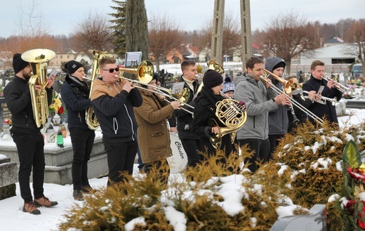 Pogrzeb śp. ks. Juliusza Olejaka w Pisarzowicach