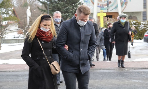 Pogrzeb śp. ks. Juliusza Olejaka w Pisarzowicach