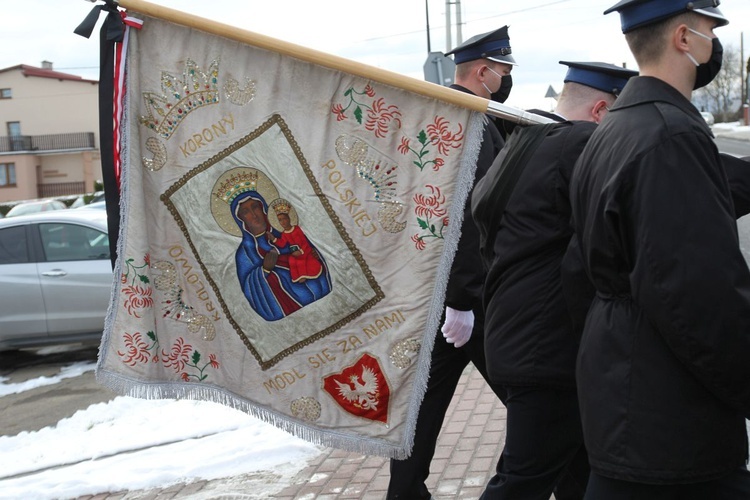 Pogrzeb śp. ks. Juliusza Olejaka w Pisarzowicach