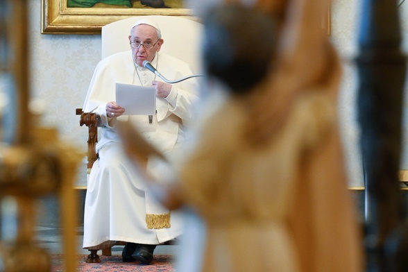 "Pochopna decyzja o stwierdzeniu nieważności małżeństwa może mieć katastrofalne skutki"