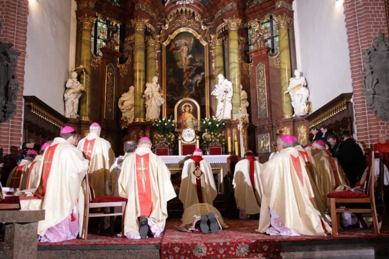Sakra biskupia ks. Marka Mendyka