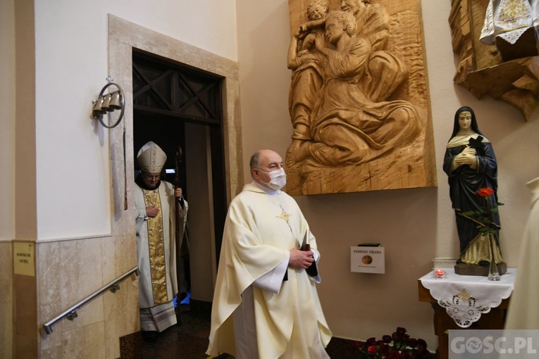 Gorzów Wlkp. Modlitwa biskupa z Bractwem św. Józefa