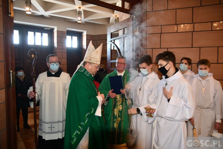 Odsłonięcie pamiątkowej tablicy poświęconej śp. ks. Józefowi Kocołowi