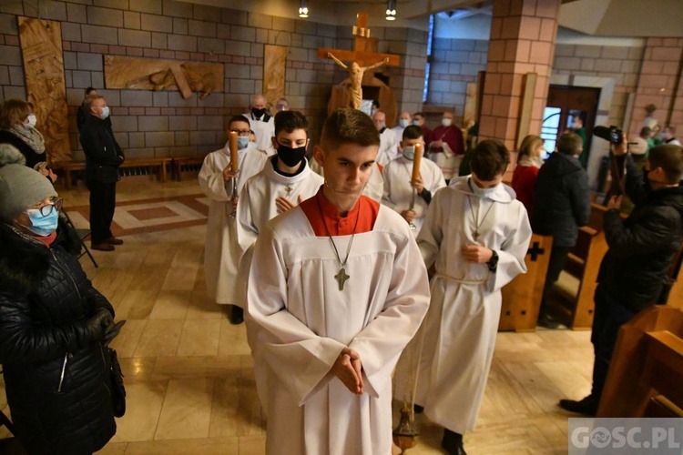 Odsłonięcie pamiątkowej tablicy poświęconej śp. ks. Józefowi Kocołowi