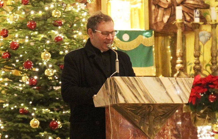 Uczniowie Diecezjalnego Studium Muzyki Kościelnej i ich nauczyciele na Złotych Łanach