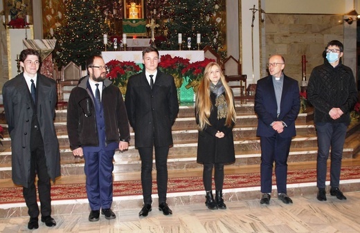 Uczniowie Diecezjalnego Studium Muzyki Kościelnej i ich nauczyciele na Złotych Łanach