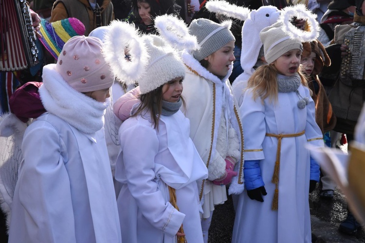 Kolędnicy, akordeoniści i heligoniści w Zakliczynie