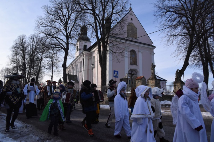 Kolędnicy, akordeoniści i heligoniści w Zakliczynie