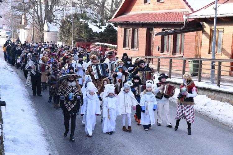 Kolędnicy, akordeoniści i heligoniści w Zakliczynie