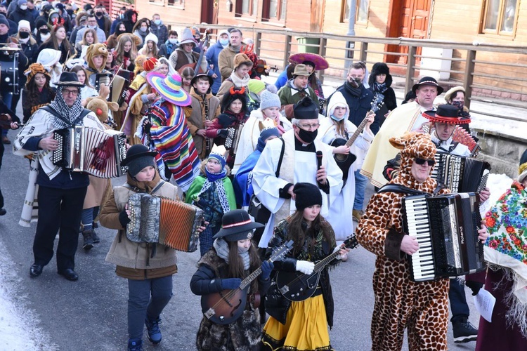 Kolędnicy, akordeoniści i heligoniści w Zakliczynie