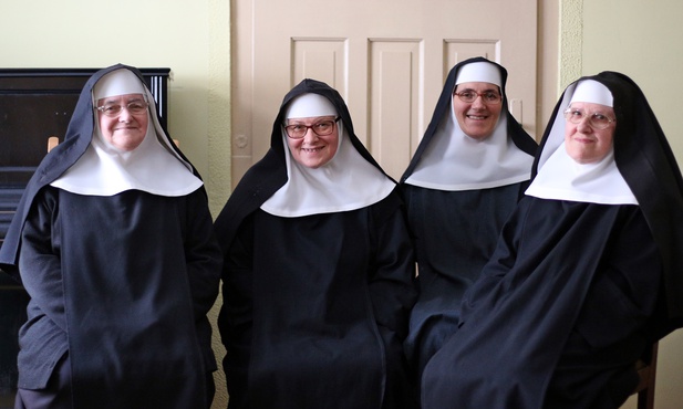 Benedyktynki dalej zdobywają Facebooka