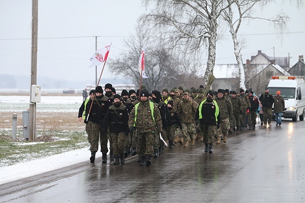 Uczestnicy mieli do przejścia 10 km.