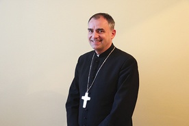 Bp Robert Chrząszcz