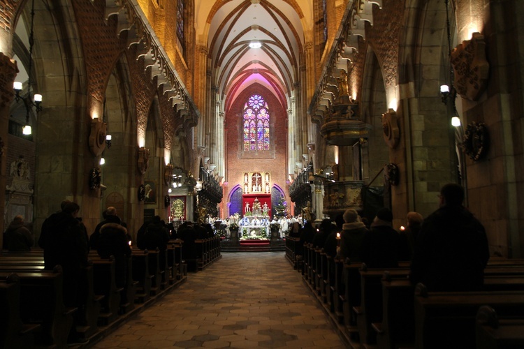 Dzień Życia Konsekrowanego w katedrze wrocławskiej