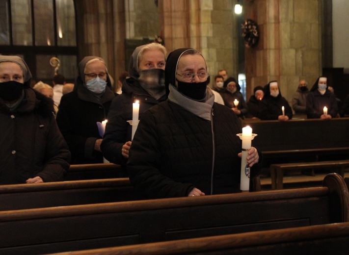 Dzień Życia Konsekrowanego w katedrze wrocławskiej