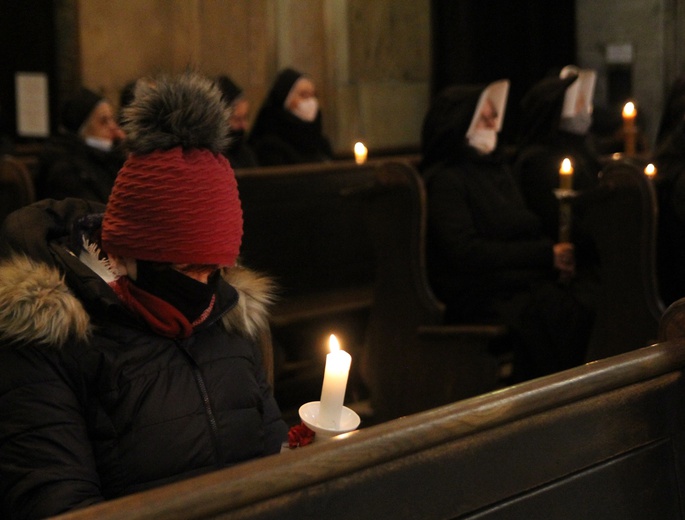 Dzień Życia Konsekrowanego w katedrze wrocławskiej