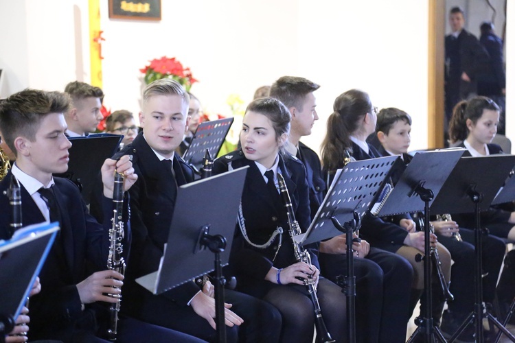 Koncert w Męcinie