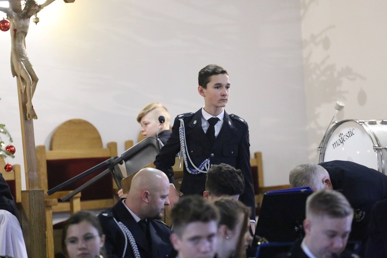 Koncert w Męcinie
