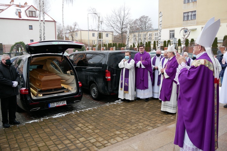 Pogrzeb śp. ks. kan. Bernarda Zielińskiego