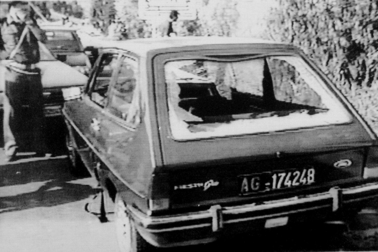 Samochód sędziego, zamordowanego 21 września 1990 roku.
