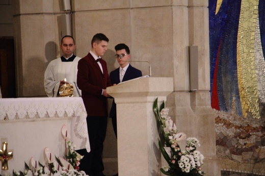 Sakra bp. Roberta Chrząszcza