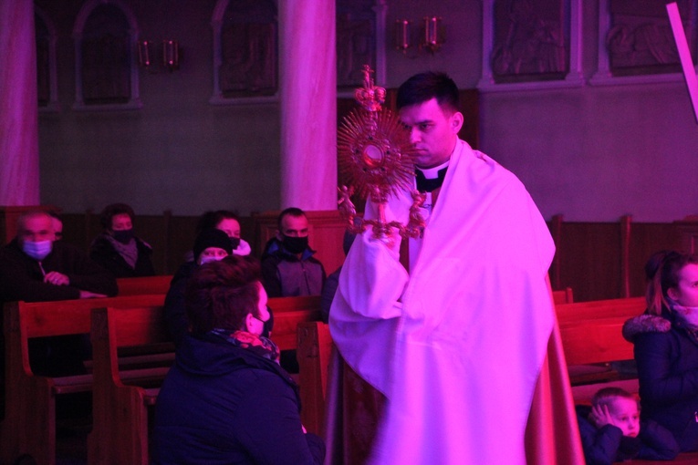 Wysokienice. Modlitwa w intencji kobiet - ofiar przemocy