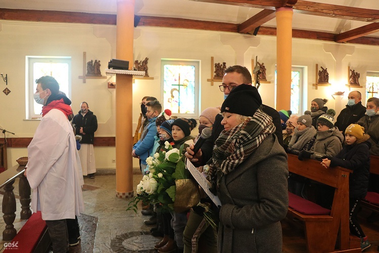 Instalacja nowego pasterza w parafii św. Maksymiliana Marii Kolbego w Wałbrzychu