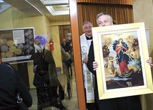 W głównym miejscu mieleckiej poradni zawisła ikona MB Rozwiązującej Węzły, patronki organizacji.