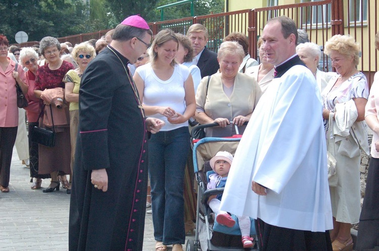 Śp. abp Józef Życiński na archiwalnych fotografiach