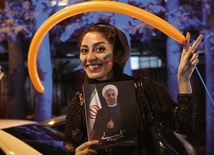 W 2015 r. na ulicach miast Irańczycy świętowali podpisanie porozumienia nuklearnego.