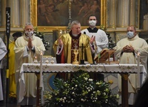 Mszy św. inaugurującej obchody 101. rocznicy zaślubin Polski z Bałtykiem przewodniczył bp Wiesław Szlachetka.