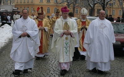 Sakra bp. Andrzeja Siemieniewskiego - fotograficzne wspomnienie