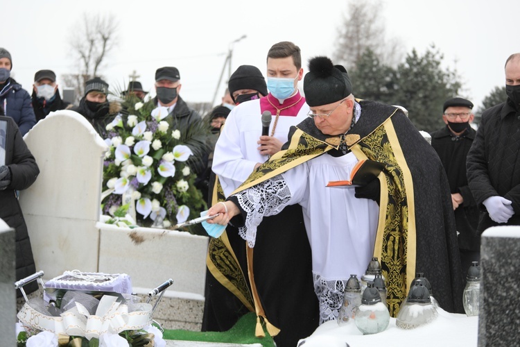 Pogrzeb śp. ks. dr. Czesława Gaca w Bestwinie