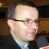 Nowy biskup diecezji kaliskiej: chciałbym być blisko skrzywdzonych przez duchownych