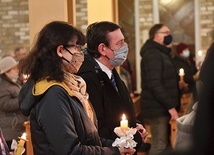 ▲	Mieszkają w Zbąszynku. Są małżeństwem od prawie 32 lat. Wychowali trzy córki i mają pięcioro wnucząt.