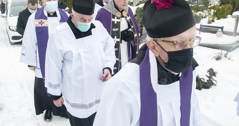 Pogrzeb ks. Piotra Ożoga